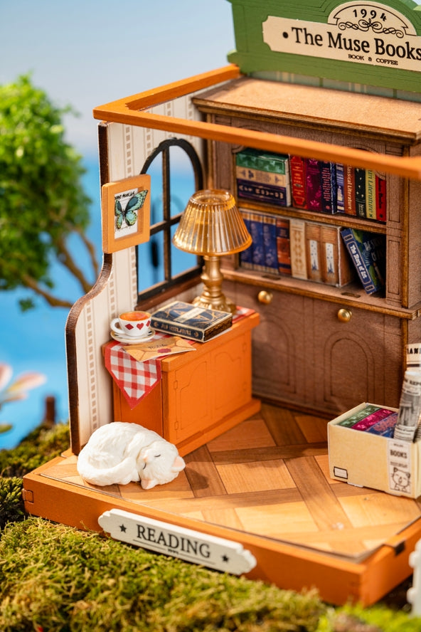 THE MUSE BOOKSHOP 3-D WOODEN MINIATURE KIT