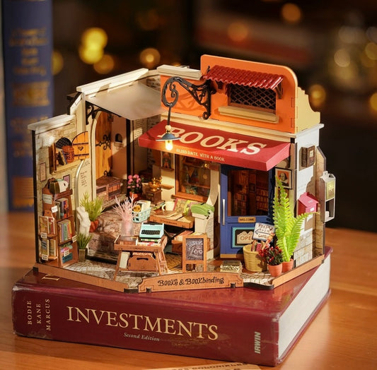 CORNER BOOKSTORE 3-D WOODEN MINIATURE KIT