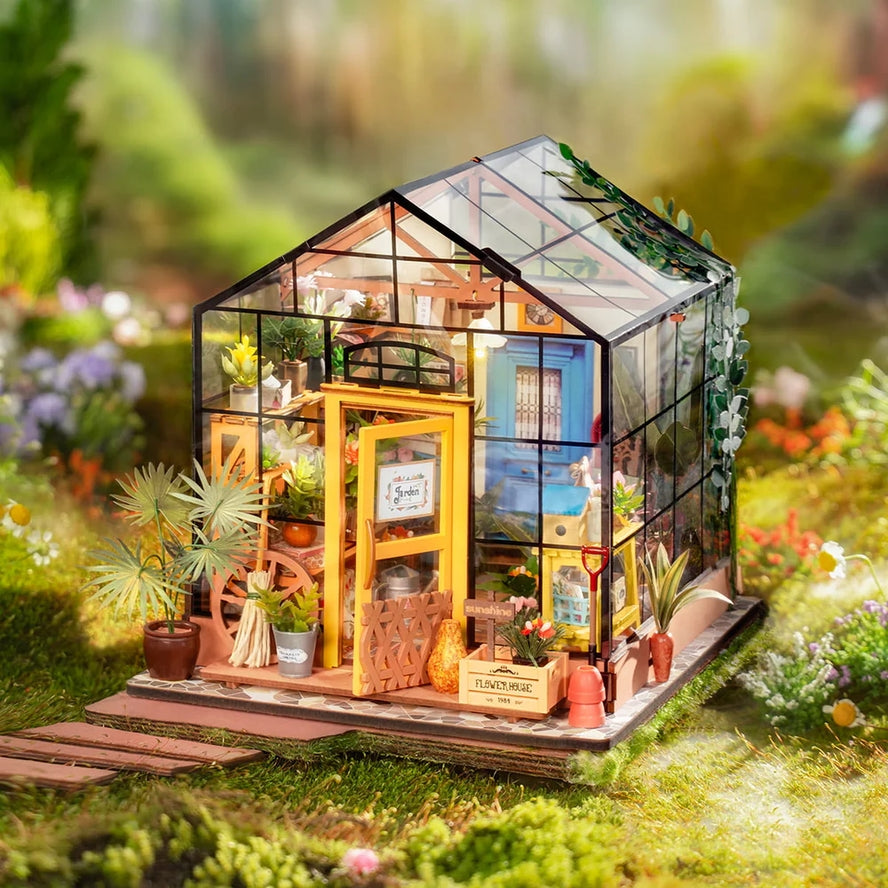 CATHY'S FLOWER HOUSE 3-D WOODEN MINIATURE KIT